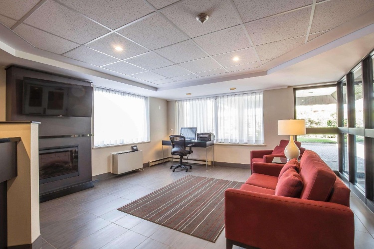 Comfort Inn Pickering photo 16
