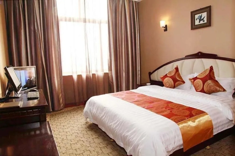 Rongfu Hotel