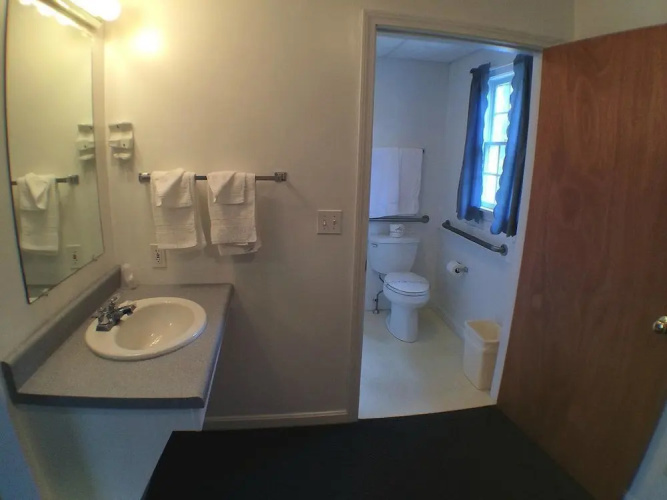 Bourne's Ocean Acres Motel