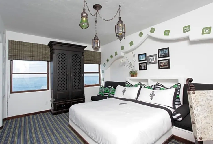 Standard Double room with partial view