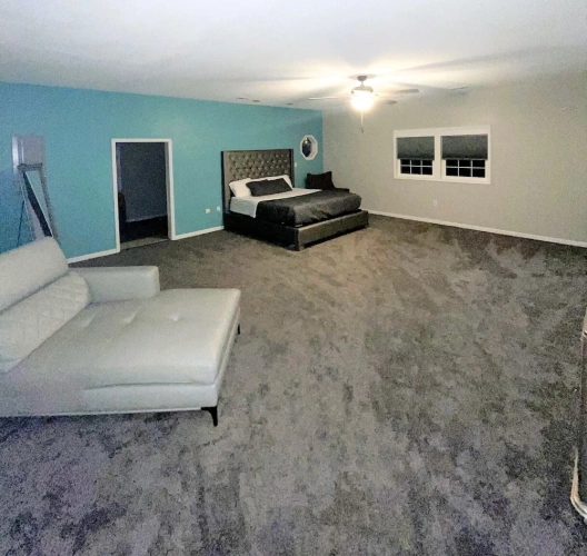 4 Bedrooms Family Apartment with balcony and with bay view