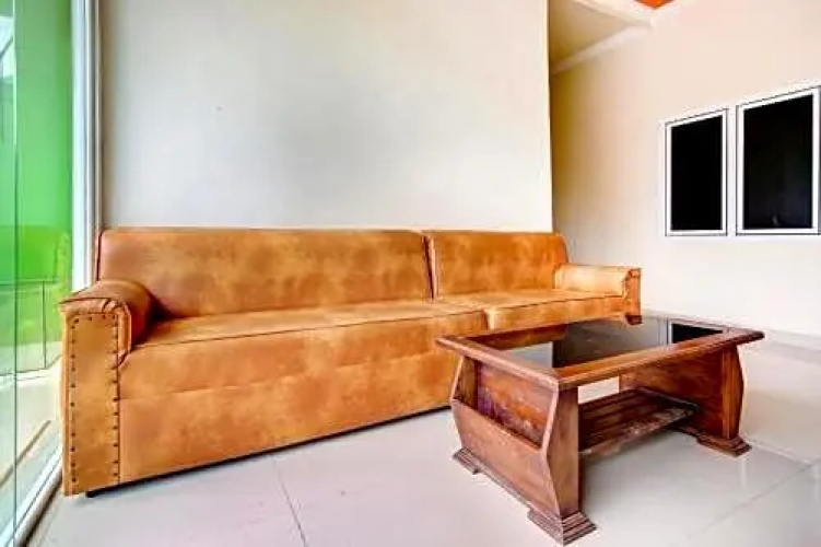 OYO 90715 Green Guesthouse