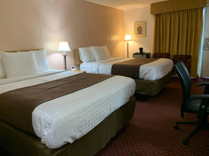 Red Carpet Inn and Suites Ebensburg