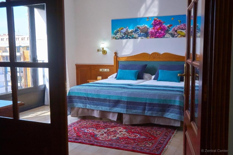 Deluxe Suite