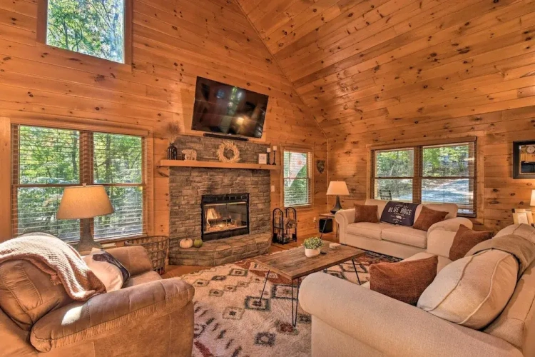 2 Bedrooms Cottage