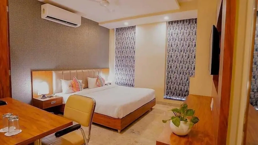 Luxury Suite