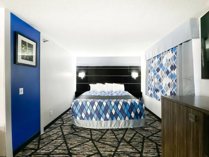 Blaine Town Inn & Suites
