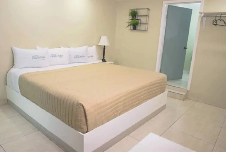 Hotel Frontera Baja