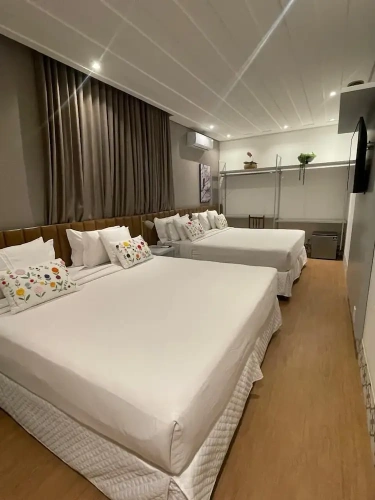 Deluxe Quadruple room