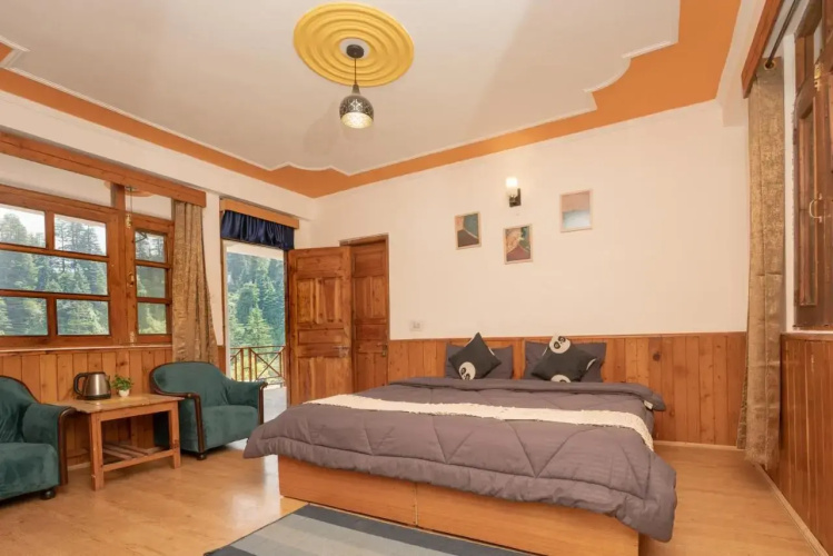 One Light Hostel