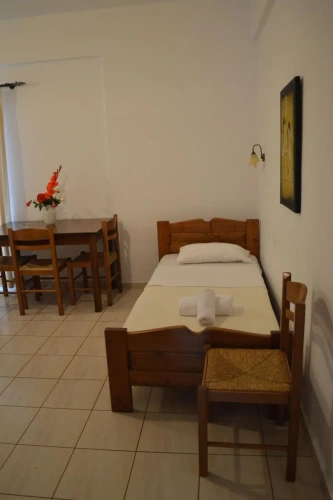 1 Bedroom Apartment with balcony and with garden view