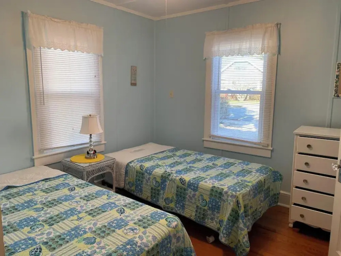 Laurel Street 212a