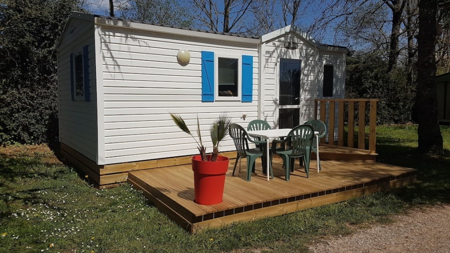 1 Bedroom Comfort room