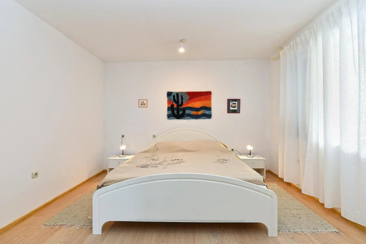 Apartments Anka 372