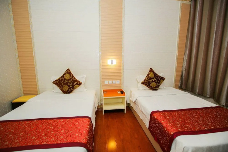Qufu Yuanlin Hotel