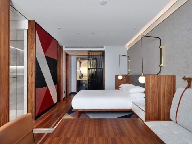 Double room with balcony and with Harbour view