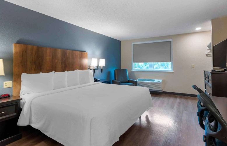 2 Bedrooms Double Suite