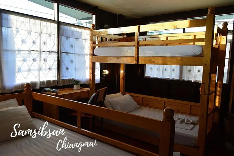 Samsibsan Hostel