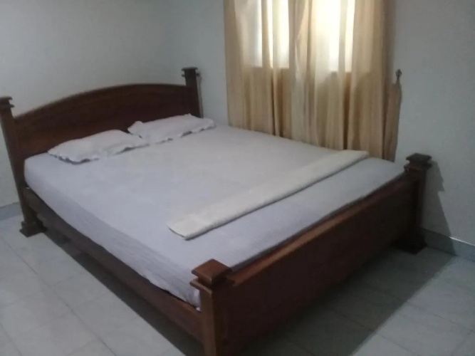 Aruna Guest