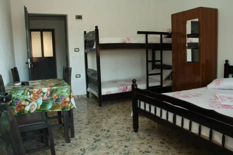 Aleks Hotel