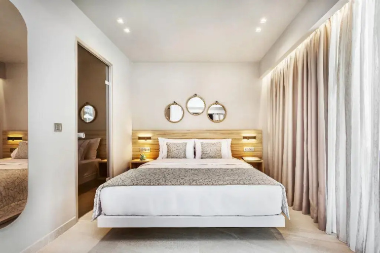 Pefki Deluxe Residences