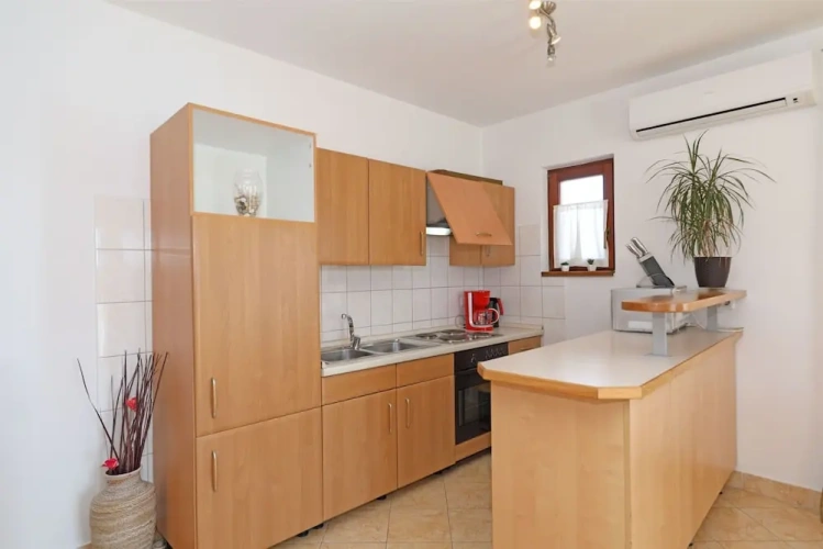 Apartment with balcony