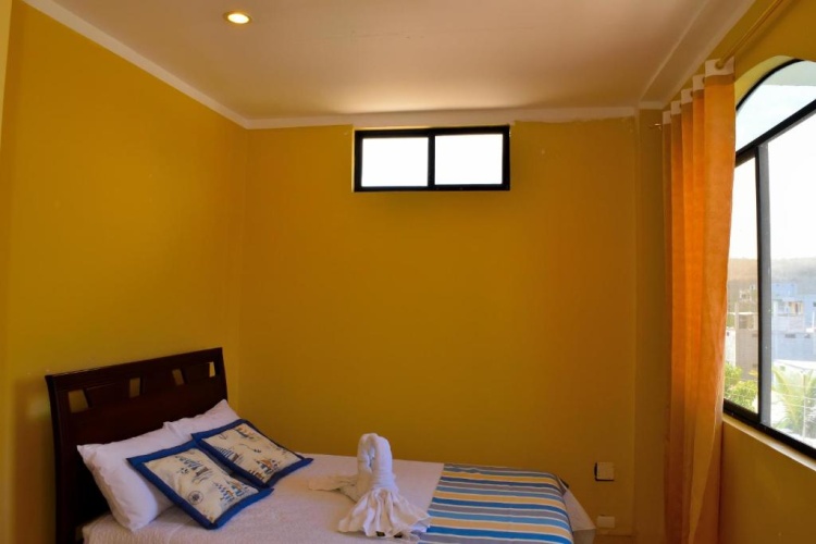 Standard Triple room with balcony
