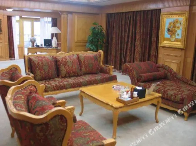Presidential Double Suite