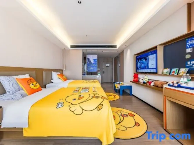 Standard Twin Family room