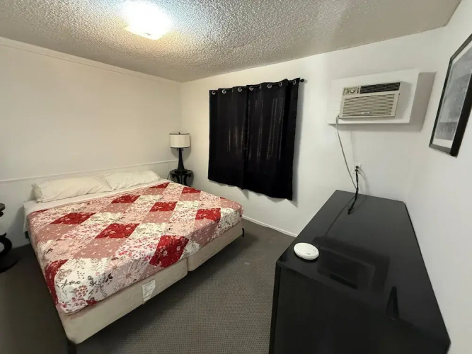 Columbia Inn Motel CA 49