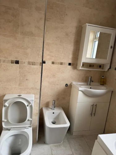 Close Central London 2 bed Flat Sleeps 4