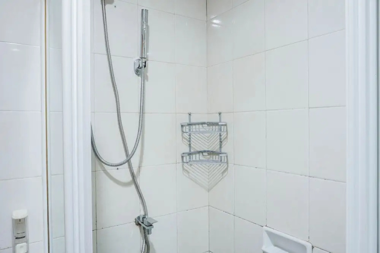 Nice and Private 1BR Apartment at Thamrin Residence