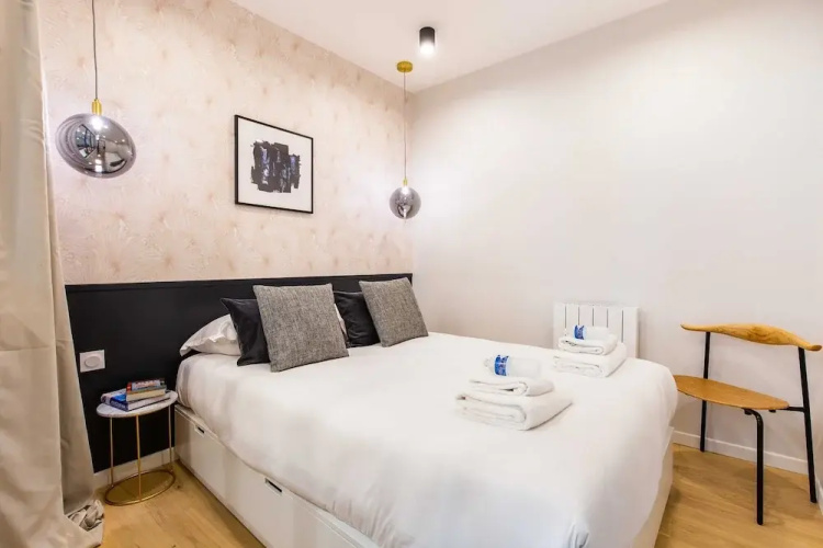 Charming Apartment - 2br/6p - Grands Boulevards