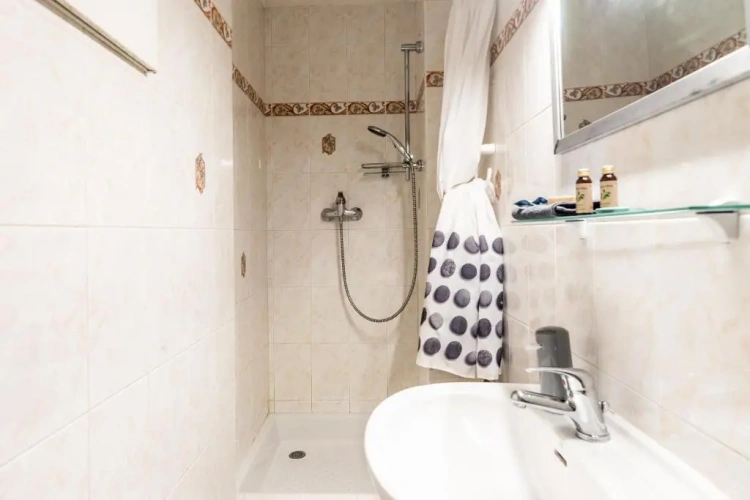 1 Bedroom Double Apartment