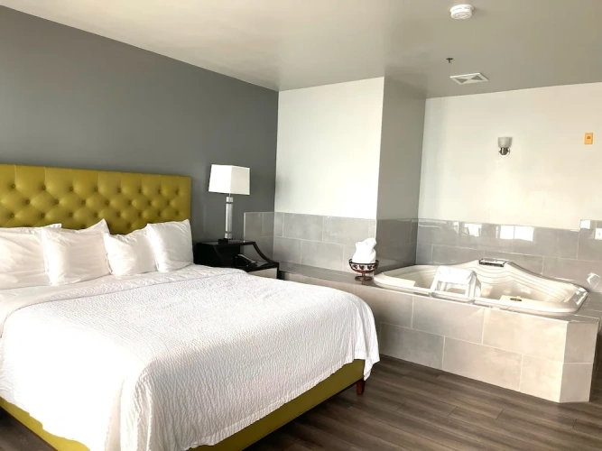 Deluxe Double room with balcony