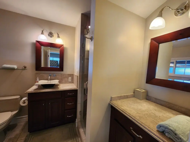 Near the beach and central located