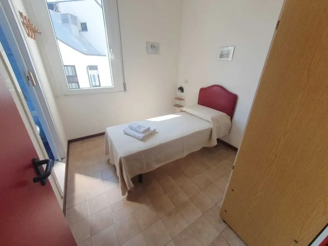 Hotel Young People Under 40