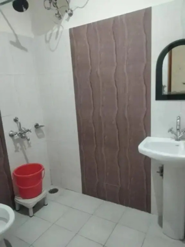 Bhagwan Guest House