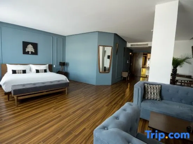 Premier room