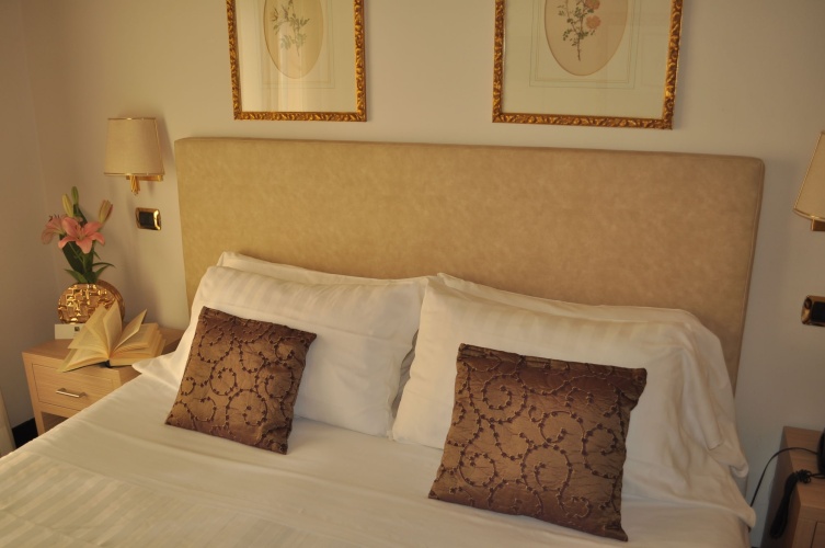 Hotel Jolanda photo 30