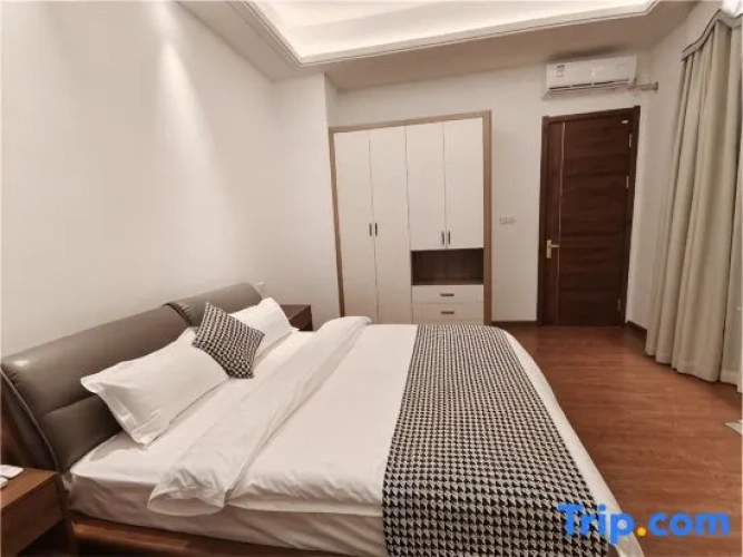 2 Bedrooms Duplex Apartment