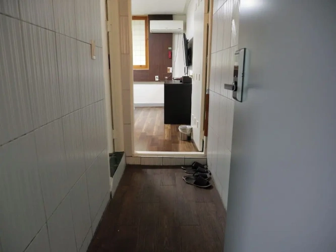 Standard Double room with city view