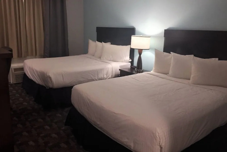 Travelodge by Wyndham Rosetown