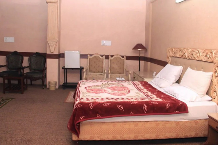 Hotel Mayfair Lahore