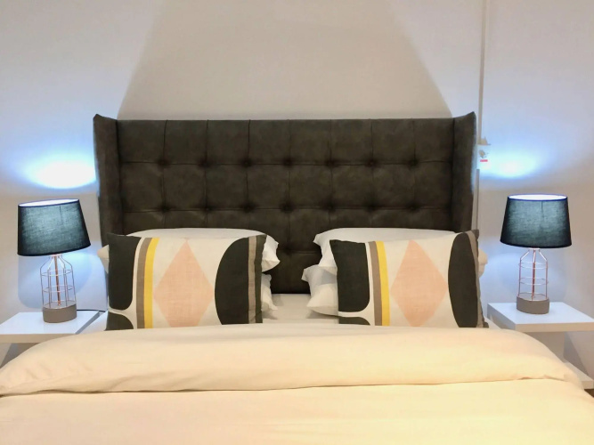 Four Seasons Apartments