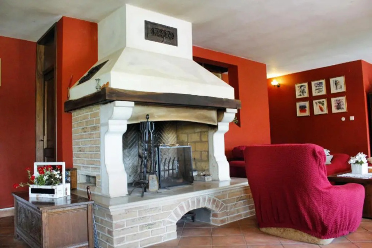 Mon Perin Castrum - House of Nice Memories