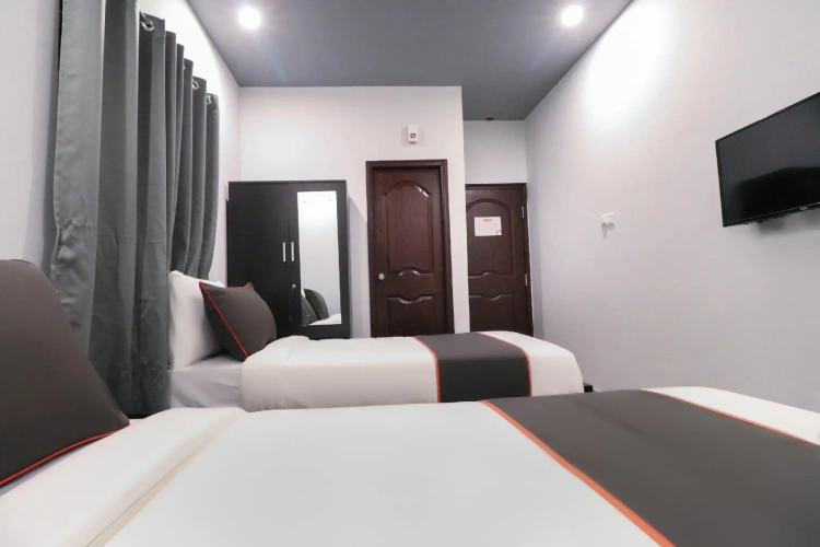 Classic Triple room