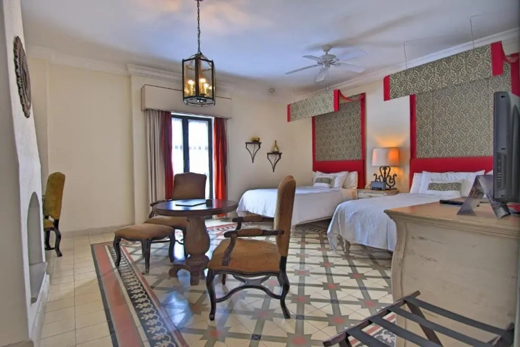 Quadruple Suite