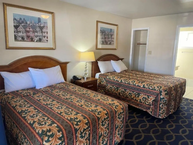 Standard Quadruple room