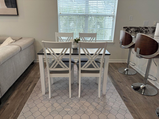 2 BR Condo w/ Golf Course Views & Pool